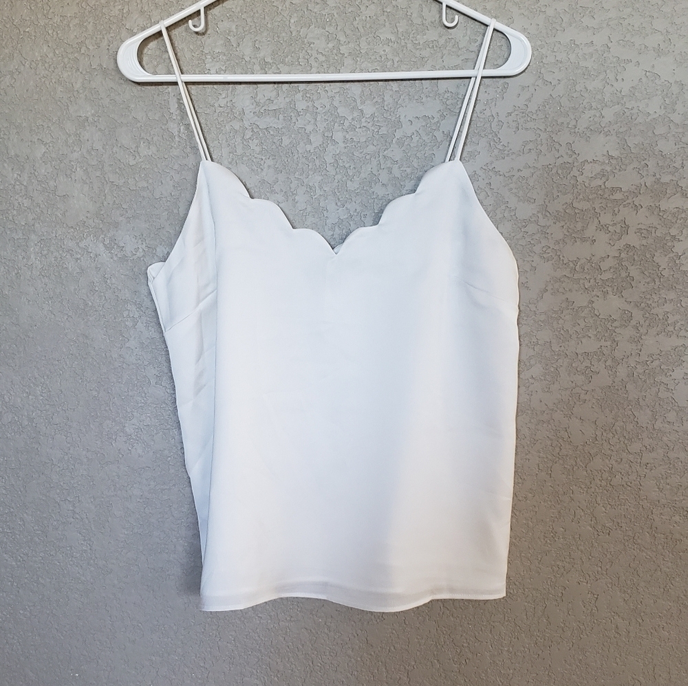 Lulu's  Scalloped cami size XS
